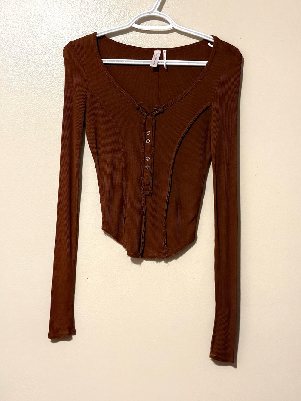 Urban Outfitters - Out From Under Brown Ribbed Long-Sleeve Crop Henley